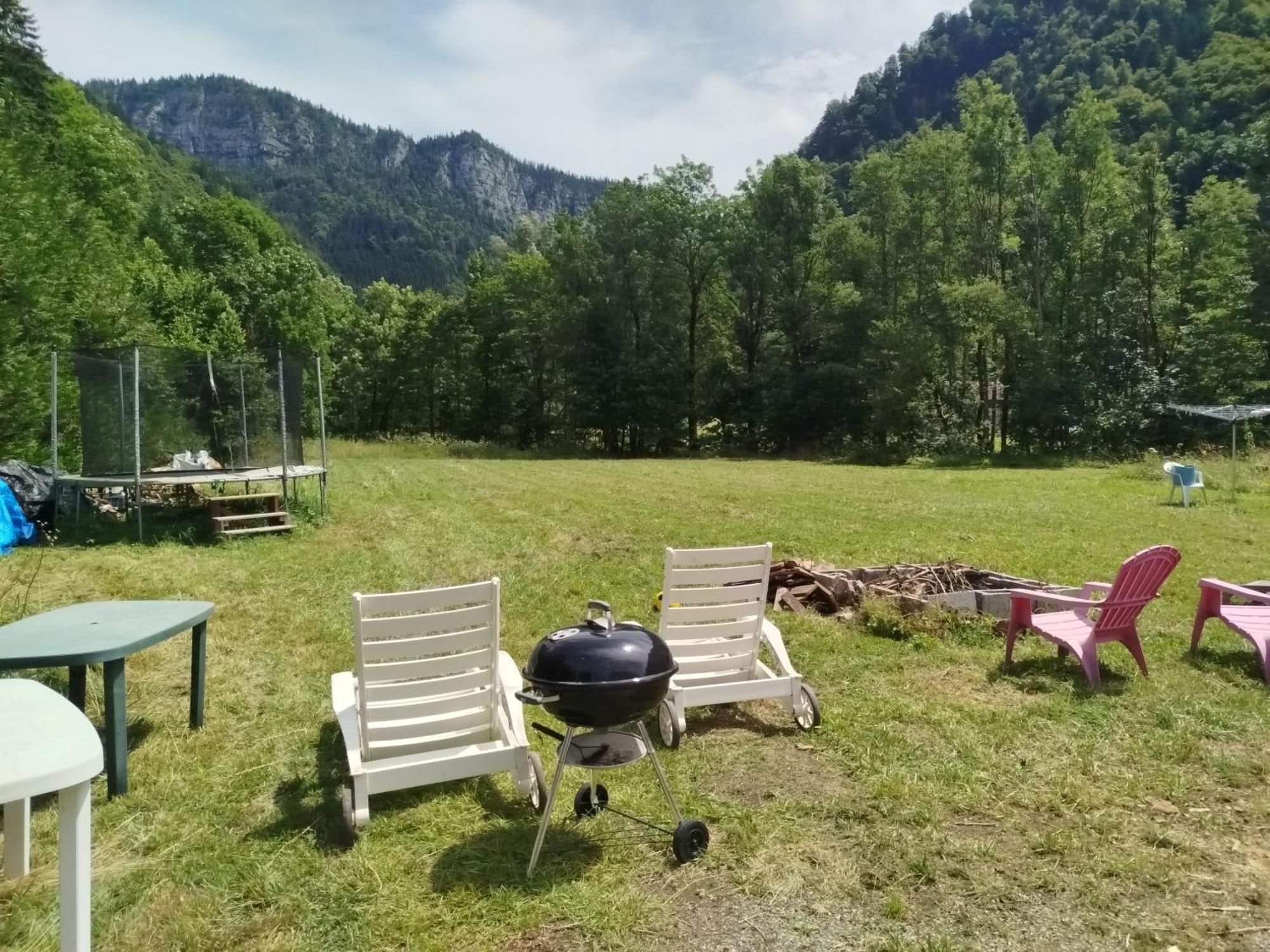 Entremont Chalet 8 Personnes + Grand Terrain Et Riviere מראה חיצוני תמונה